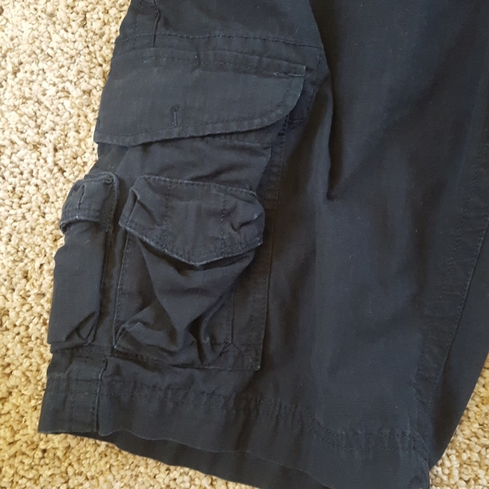 Shorts - Picture 2 of 3